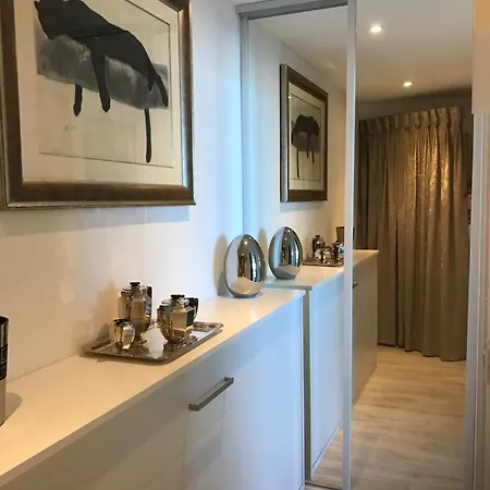 Fantastic Ocean View דירה *